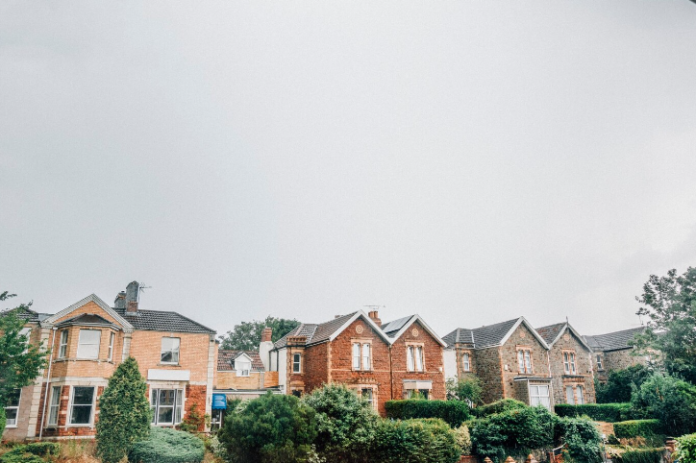 Houses in a Neighborhood